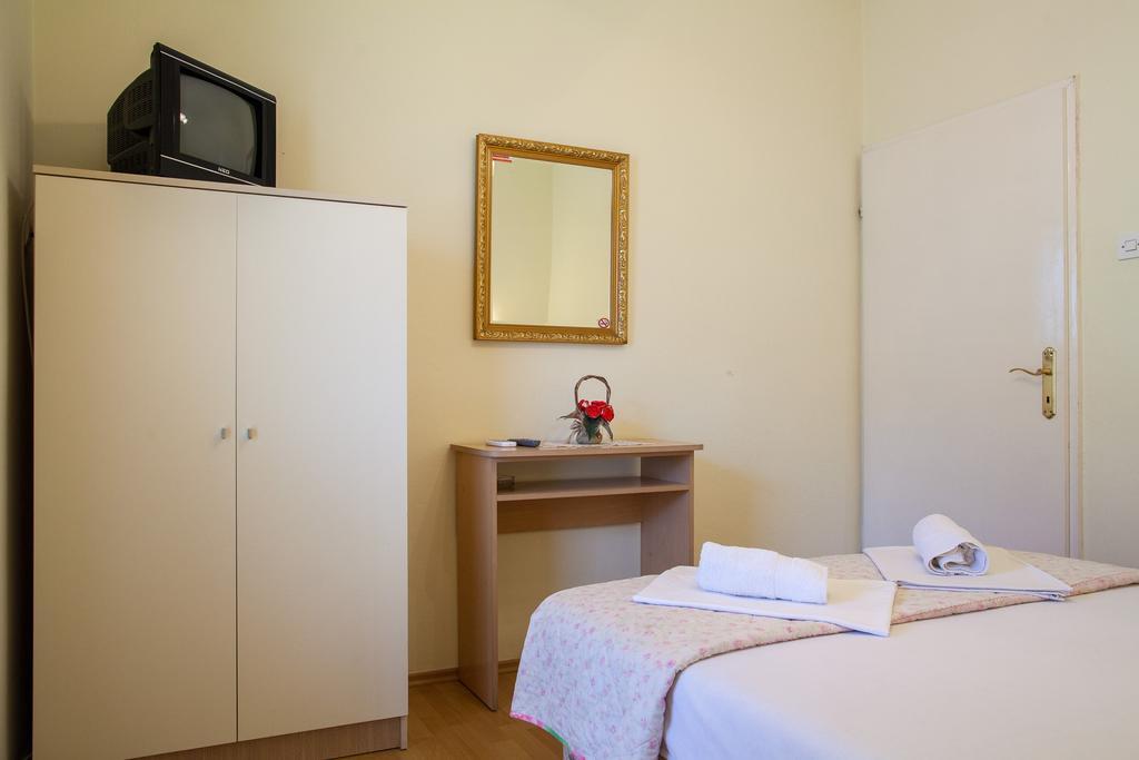 Apartments & Rooms Jelka コトル エクステリア 写真